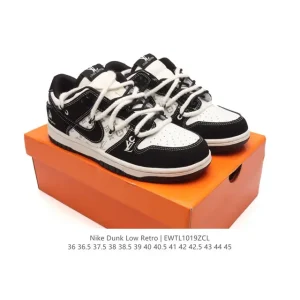 Nike Dunk Low Deconstructed Shoe with Double Laces Vintage Style