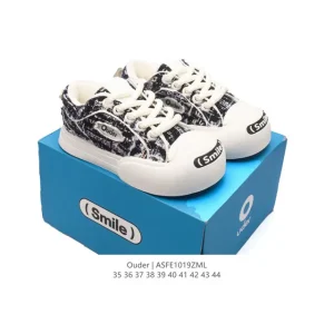 Ouder Chunky Smile Canvas Shoes - Quirky Ugly-Cool Design for Men & Women