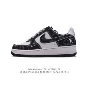 Nike Air Force 1 07 Low White Leather Sneaker with Air Cushion