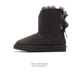 UGG Classic Short Winter Boots with Treadlite Sole and Sheepskin Lining