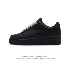 Nike Air Force 1 '07 Low White Leather Sneakers with Air Cushioning