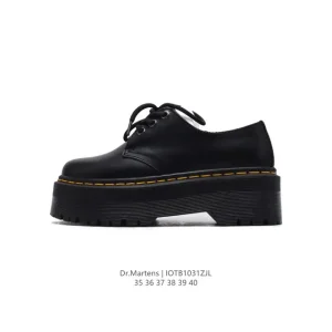Dr Martens Women's Classic Platform Leather Boots - Chunky Sole Ankle Boots