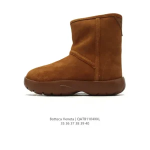 Bottega Veneta Tire Chelsea Boots for Women Black Leather Tall Boots