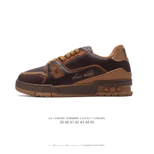 Louis Vuitton Trainer Low Fashion Sneaker with Thick Sole and 3D Logo