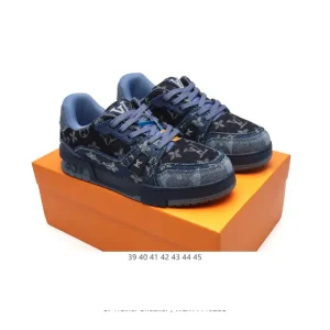 Louis Vuitton Trainer Sneaker Low Men's Canvas Shoes