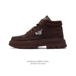 Dr Martens Men's Classic Leather Platform Boots with Chunky Sole