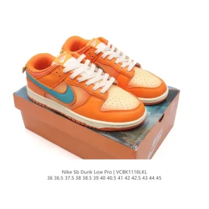 Nike SB Dunk Low Pro Vintage Skateboarding Shoes for Men and Women