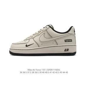 Nike Air Force 1 Low Supreme Collaboration Classic Sneaker