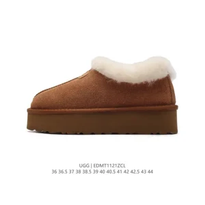 UGG Classic Short Chestnut Women's Sheepskin Snow Boots