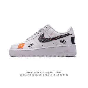 Nike Air Force 1 '07 Low White Leather Sneakers with Air Cushion