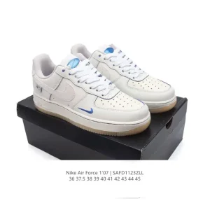 Nike Air Force 1 '07 Low White Leather Casual Sneakers with Air Cushioning
