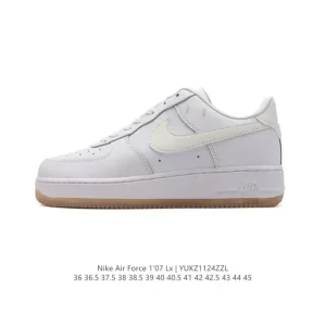 Nike Air Force 1 '07 Low White Leather Sneakers with Air Cushion