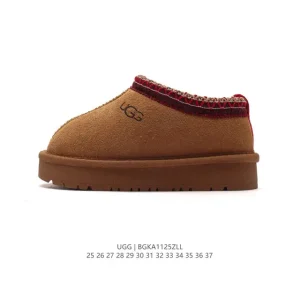 UGG Kids Classic Mini Snow Boots Slippers for Winter Warmth