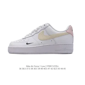 Nike Air Force 1 '07 Low White Leather Sneakers with Air Cushion