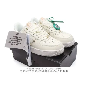 Nike Air Force 1 '07 Low White Leather Sneakers with Air Cushion