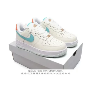Nike Air Force 1 '07 Low White Leather Sneakers with Air Cushion