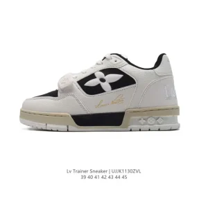 Louis Vuitton Trainer Low Fashion Sneaker with Thick Sole and 3D Logo