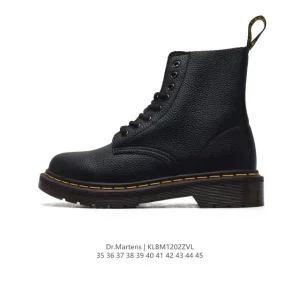 Dr Martens Unisex Classic Leather Ankle Boots with Chunky Sole