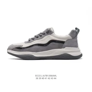 ECCO Men's Casual Sneakers with Breathable Lightweight Design
