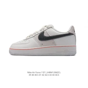 Nike Air Force 1 '07 Low White Leather Sneakers with Air Cushioning