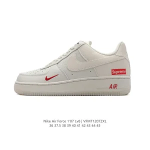 Nike Air Force 1 '07 Low White Leather Sneakers with Air Cushioning