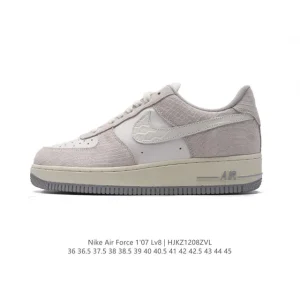 Nike Air Force 1 '07 Low White Leather Sneakers with Air Cushion