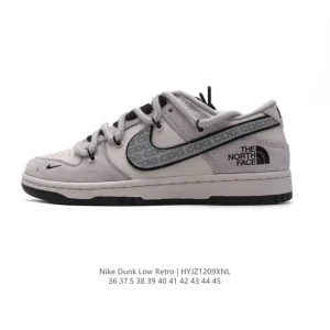 Nike Dunk Low Retro Vintage Basketball Sneakers with Leather Upper