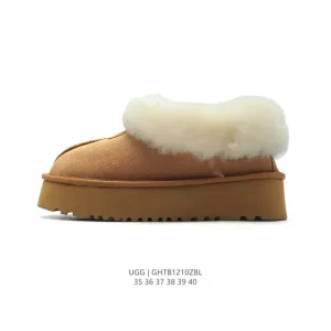 UGG Classic Short Women's Chestnut Sheepskin Snow Boots