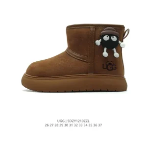 UGG Kids Classic Mini Boots Winter Wool-Lined Snow Boots for Boys and Girls