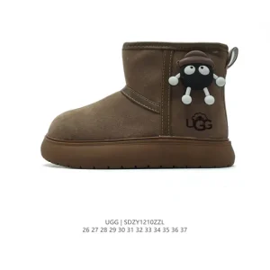 UGG Kids Classic Mini Boots Winter Wool-Lined Snow Footwear for Boys and Girls