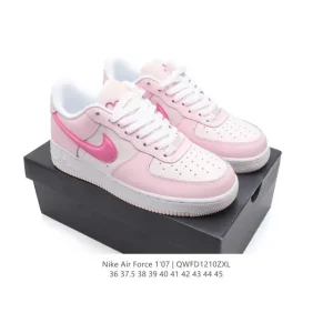 Nike Air Force 1 '07 Low White Casual Sneakers with Air Cushioning
