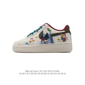 Nike Air Force 1 '07 Low Christmas Edition Sneakers with Air Cushion
