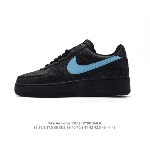 Nike Air Force 1 '07 Low White Leather Sneakers with Air Cushioning