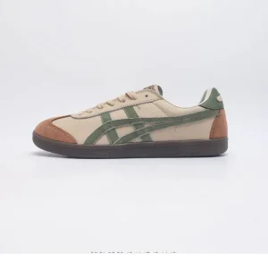 ASICS Tokuten Unisex Retro Running Sneaker for Men and Women