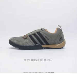 Adidas Daroga Plus Canvas Shoes for Hiking and Travel