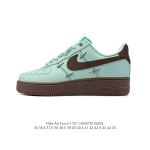 Nike Air Force 1 '07 Low White Leather Casual Sneakers with Air Cushioning