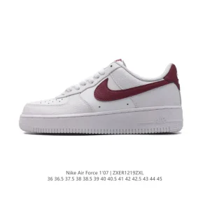 Nike Air Force 1 '07 Low White Leather Sneakers with Air Cushioning