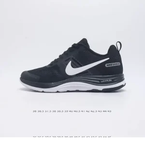 Nike Air Pegasus 30 Lightweight Running Shoe for Men and Women