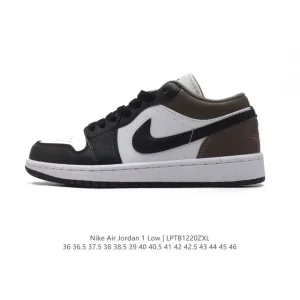 Jordan Air Jordan 1 Low Retro Basketball Shoes in Leather