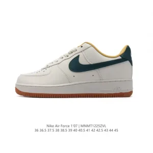 Nike Air Force 1 '07 Low White Leather Sneakers with Air Cushioning
