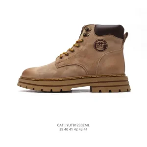 Dr Martens Men's Classic Leather Martin Boots with Chunky Sole