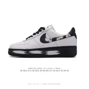 Nike Air Force 1 '07 Low White Leather Sneakers with Air Cushion