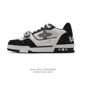 Louis Vuitton Trainer Sneaker Low Premium Leather and Fabric Casual Shoes
