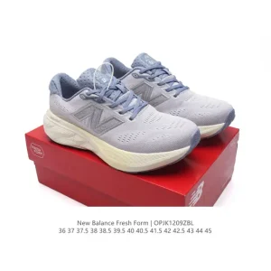 New Balance Fresh Foam Hyperskin Lightweight Running Shoes
