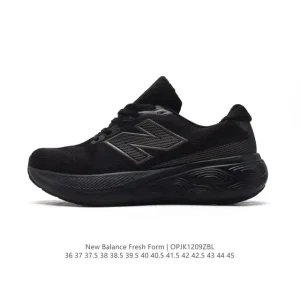 New Balance Fresh Foam Hyperskin Lightweight Running Shoes