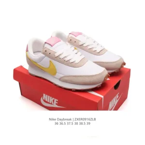Nike Daybreak Sp Vintage Running Shoes for Men and Women
