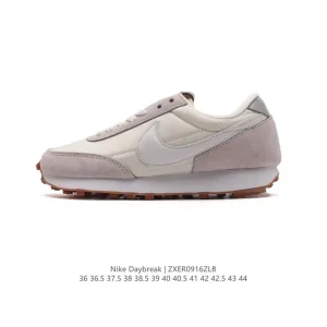 Nike Daybreak Sp Vintage Running Shoes for Men and Women