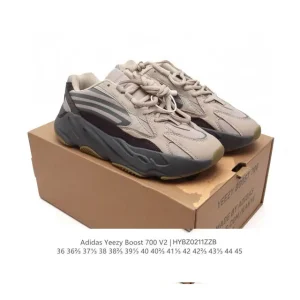 Adidas Yeezy 700 V2 3M Reflective Runner Shoes Grey