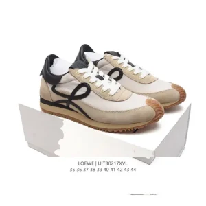 Loewe Ballet Runner Leather Low Top Sneakers with T-Toe Design