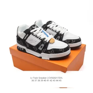Louis Vuitton Trainer Sneaker Low Embossed Leather Fashion Shoes
